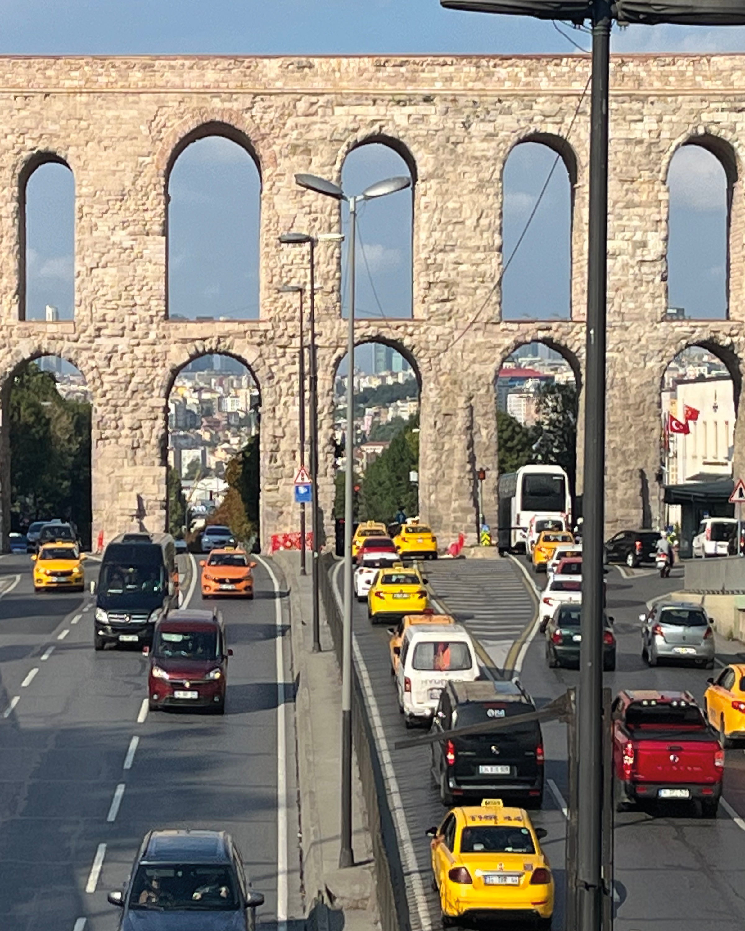 aquaduct in istanbul